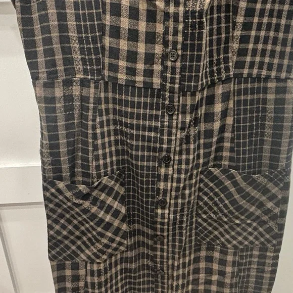 Plaid Sleeveless Dress - Picture 6 of 12